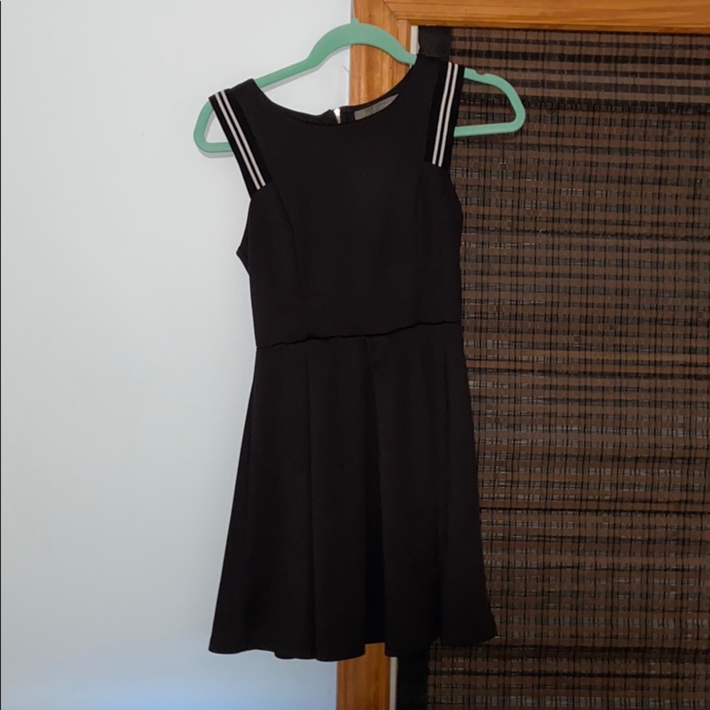 black dress!